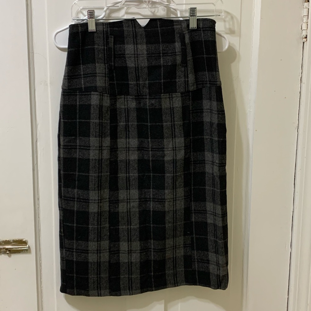 Grey & Black Plaid Forever 21 Pencil Skirt, Size M
